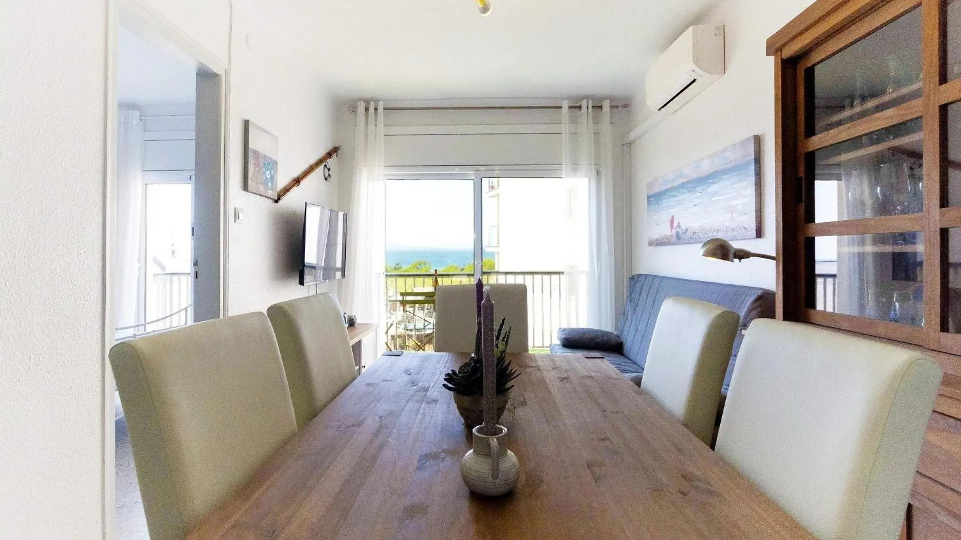 Apartment In Roses, 60 M From Beach 0*, Roses